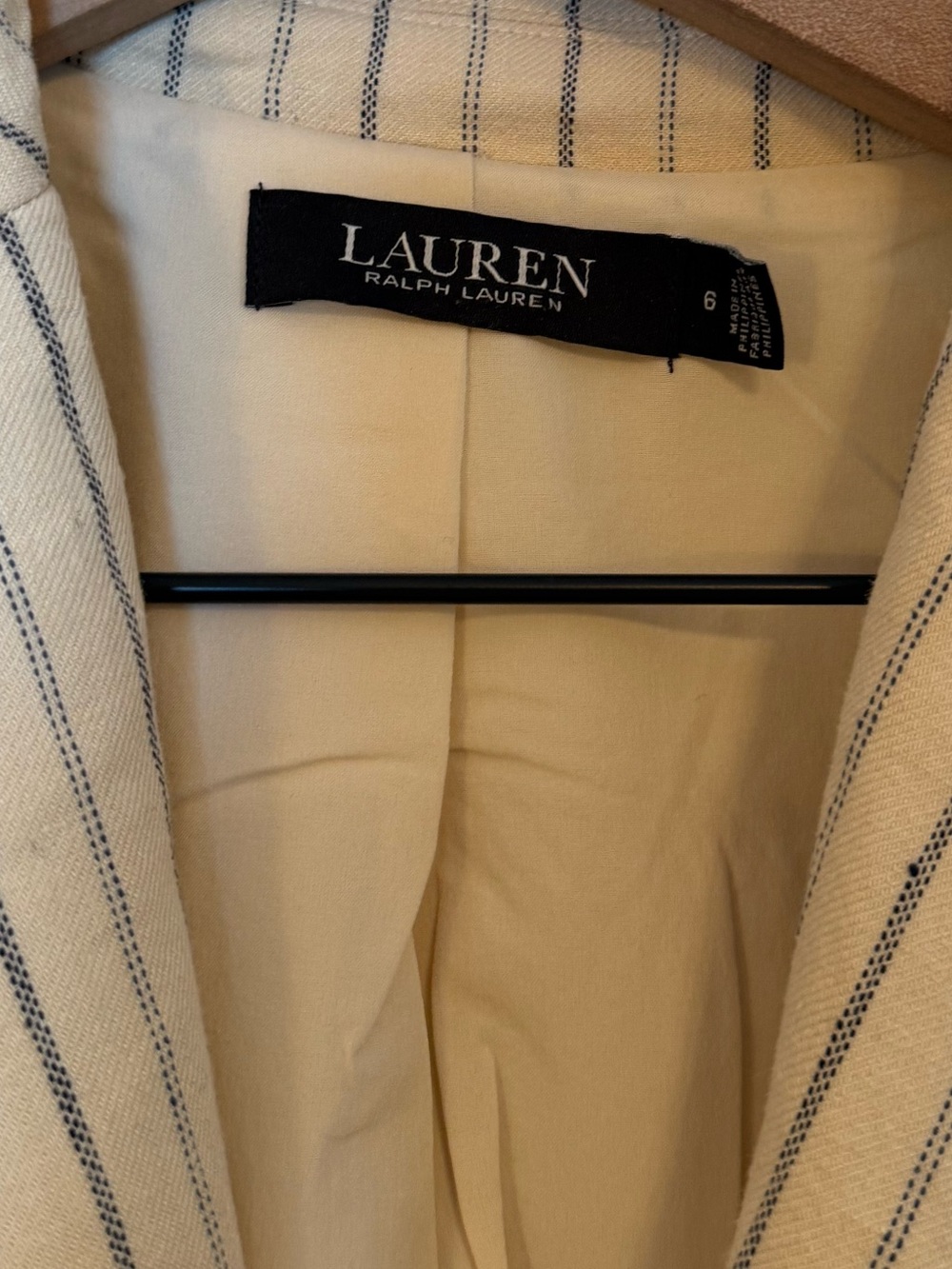 Lauren Ralph Lauren Pinstripe Linen and Viscose Blend Blazer - Picture 3 of 6